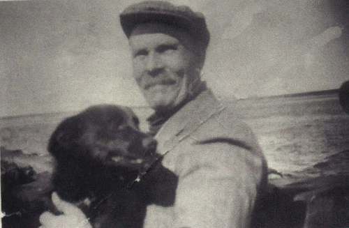 Afi og hundurinn hans